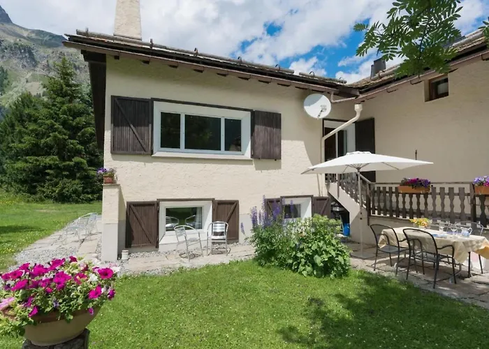 Chesa Lagrev 1 By Interhome