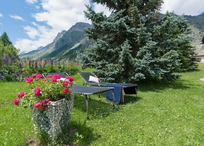 Chesa Lagrev 1 By Interhome بيت للعطل *